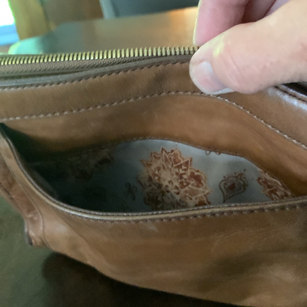 HOBO Leather crossbody - Picture 3 of 8